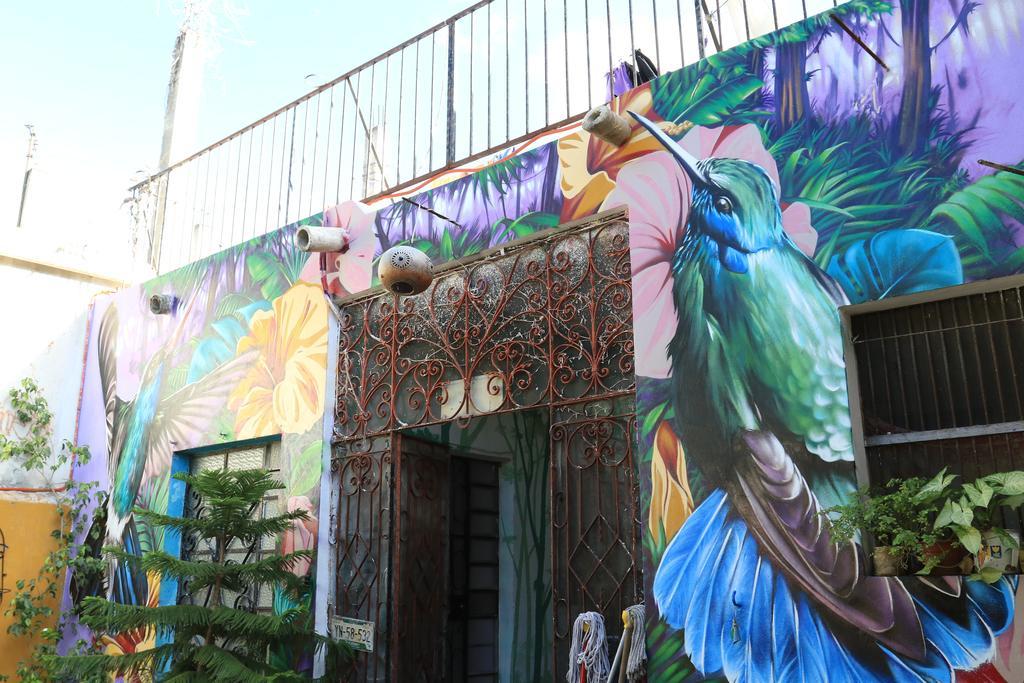 Hostel La Casa Del Tio Rafa Mérida Exterior photo